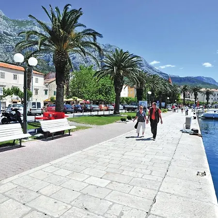 Nice Apartment In Makarska Exterior photo